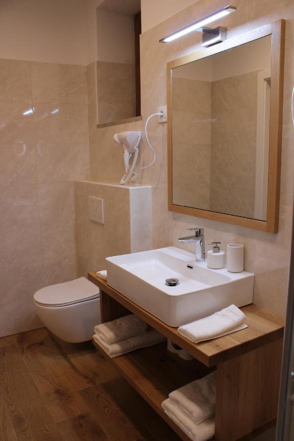 Отель G House Dutovlje Экстерьер фото