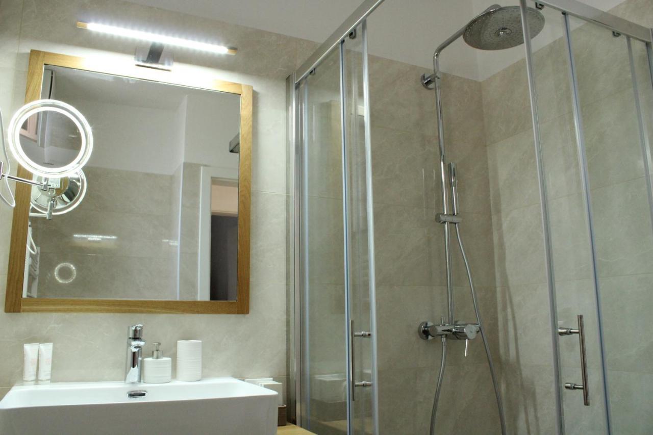 Отель G House Dutovlje Экстерьер фото